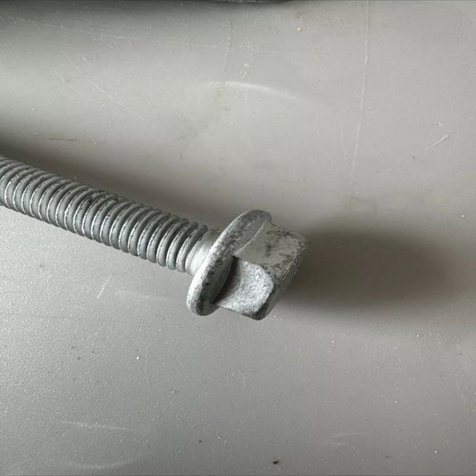 N91073401 Stabilizer Bar Mount Bolt for VW for Audi Q
