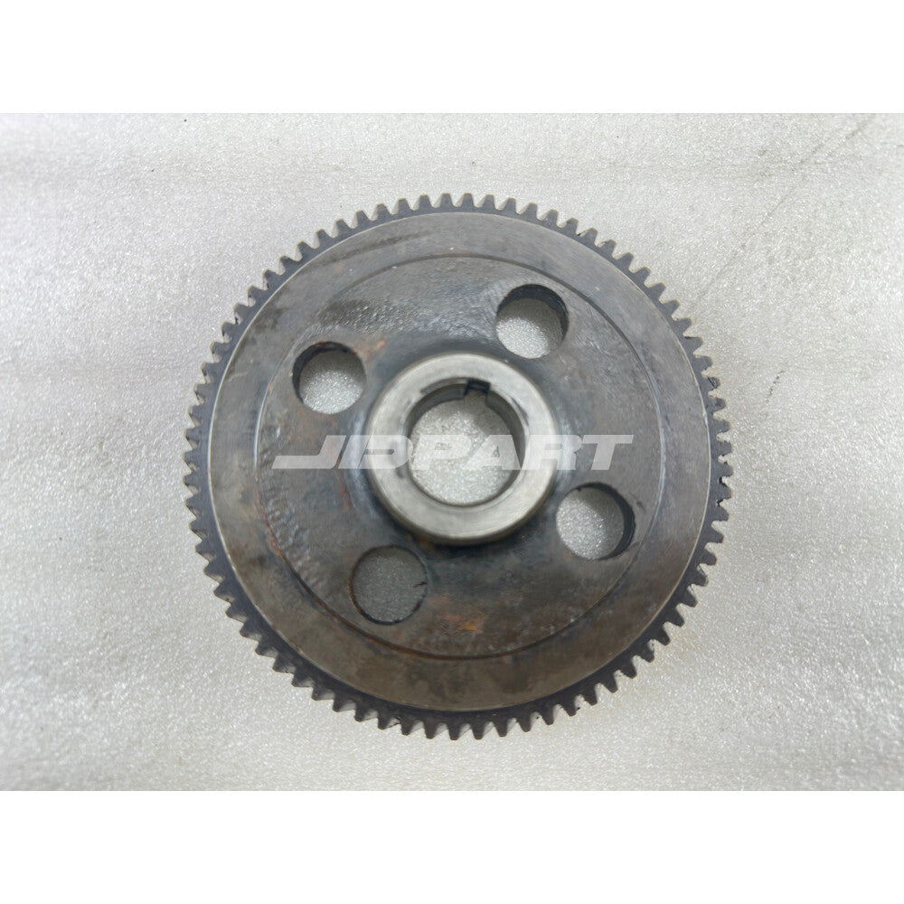 4LE1 shaft idler gear suitable for Isuzu diesel parts -