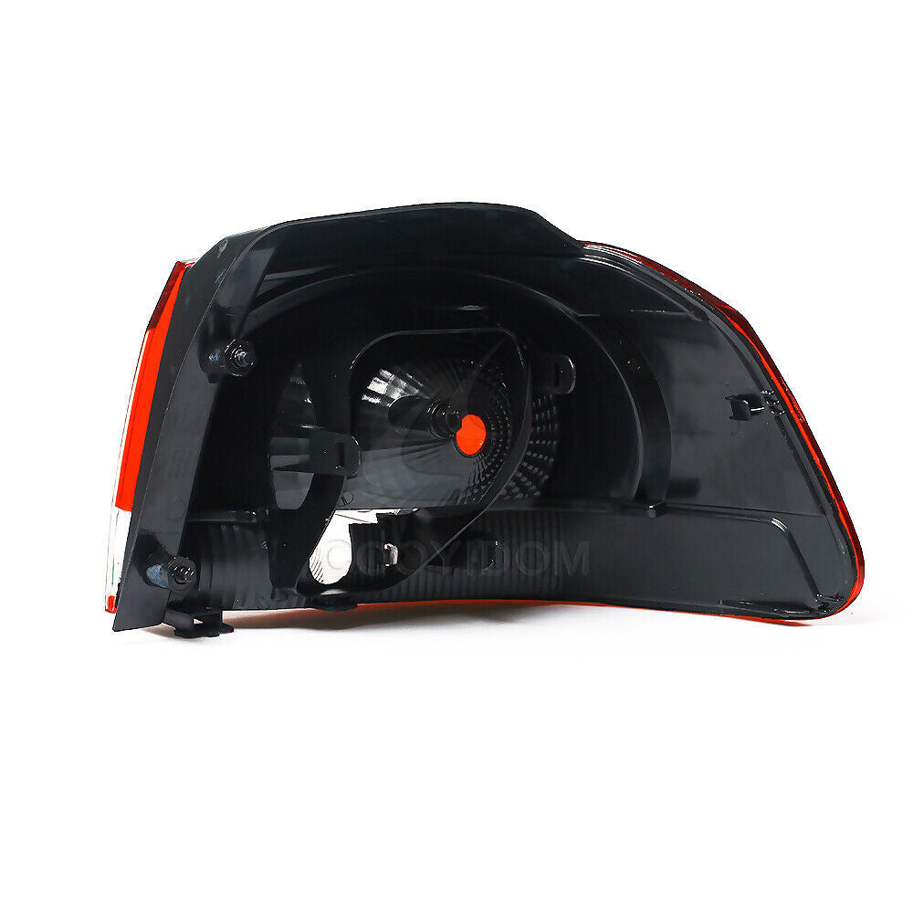The right interior stern light is suitable for the for Volkswagen for Golf Mk6 Hatchback (2009-2013).