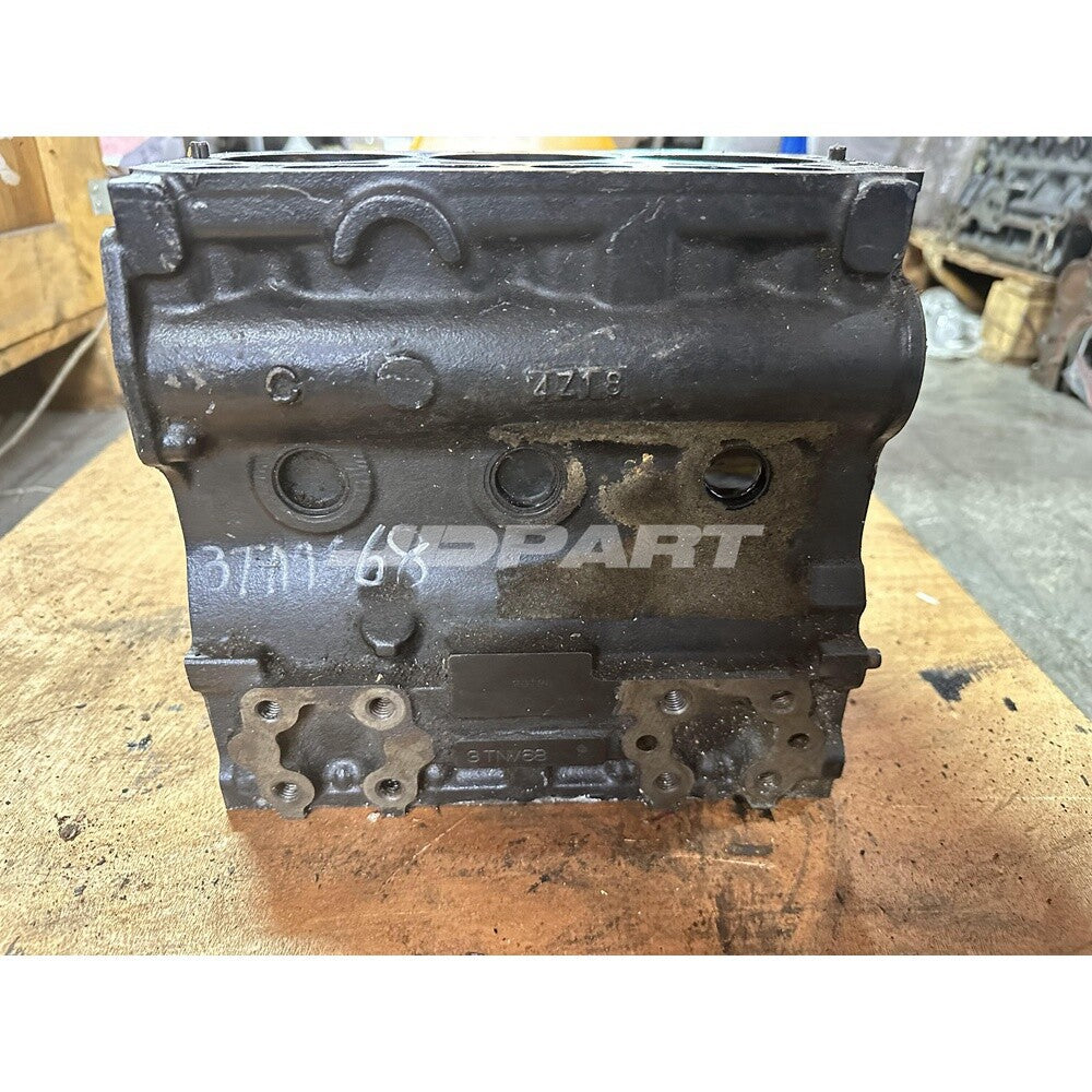 3TNV68 cylinder block is suitable for diesel parts.