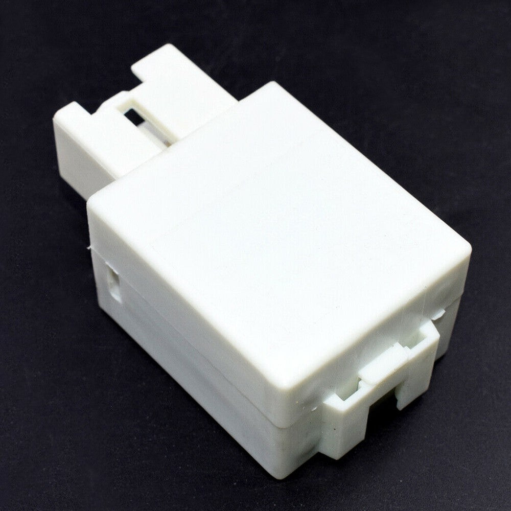 Hazard Warning Flasher Relay White GJ6A66830 Fits For 6 2003-2005 MPV 2004-2006 Q