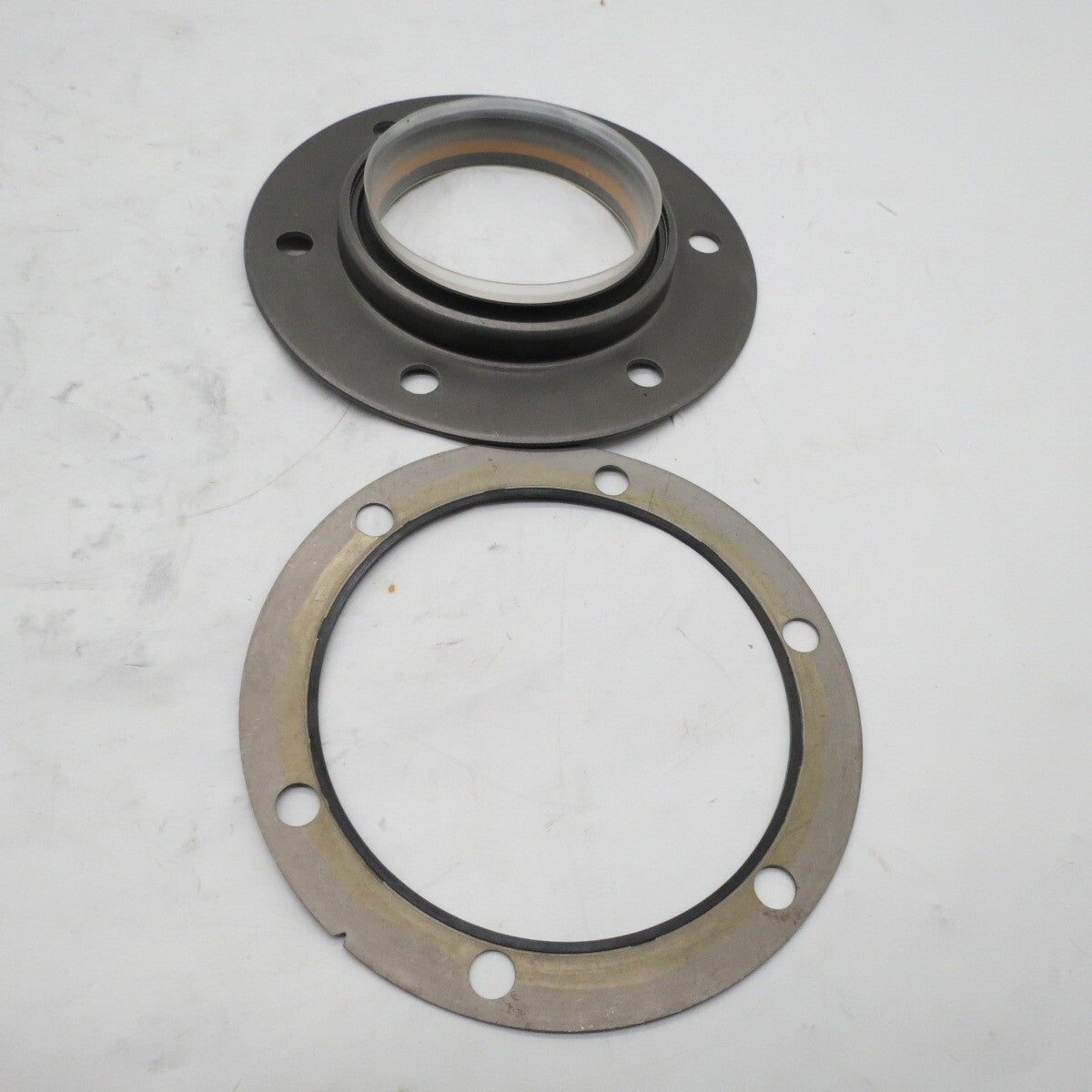 The 85??C thermostat is suitable for Caterpillar C4.4 4177782 277-2974 367-1819 4227384M1 engines. D