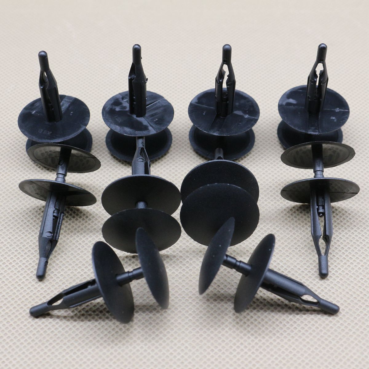 10 Fascia to Bumper Push-In Clips for Jeep Grand Cherokee 6503453