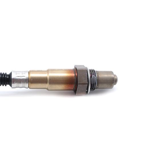 The upstream oxygen (O2) sensor is suitable for the 2015-2016 for Volvo S80 2.0L L4 and the 2015 for Volvo XC70 2.0L.