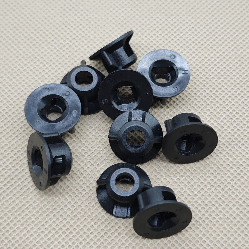 25 pieces of molded clip fastener rivets for BMW interior trim 52-20-8-133-466