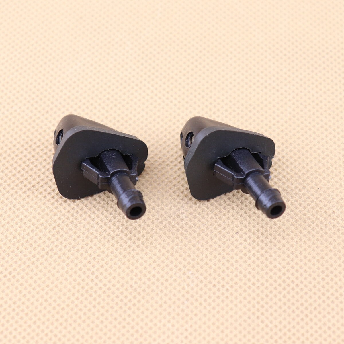 Windshield wiper nozzles are suitable for Suzuki for Swift Alto SX4 Liana 3834056K00 L+R