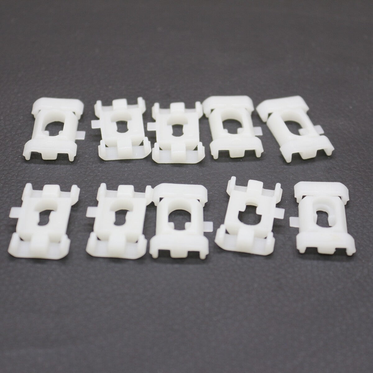 10 Pcs For GM Vinyl Top Roof Molding Trim RETAINING Mounting CLIP 15633873