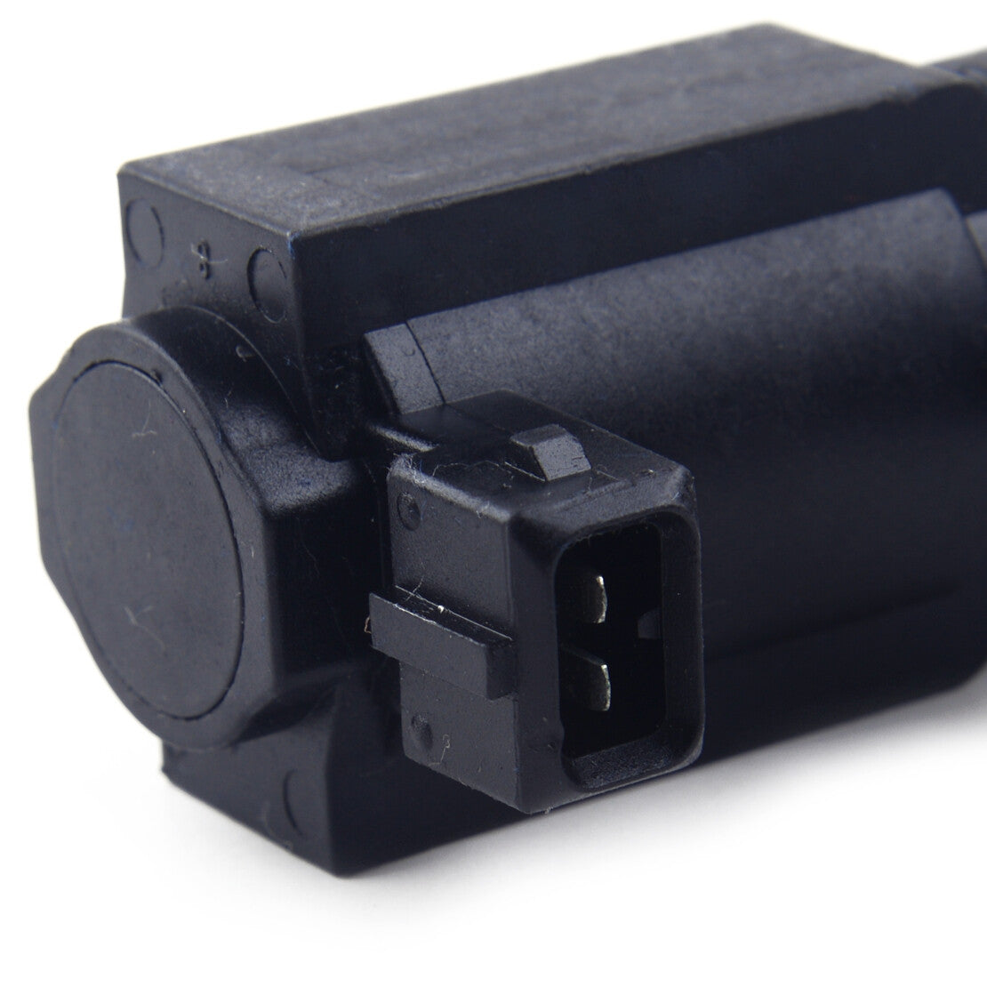 Turbo Boost Control Valve Pressure Solenoid 14956-EB70B Fits for Nissan Navara D40