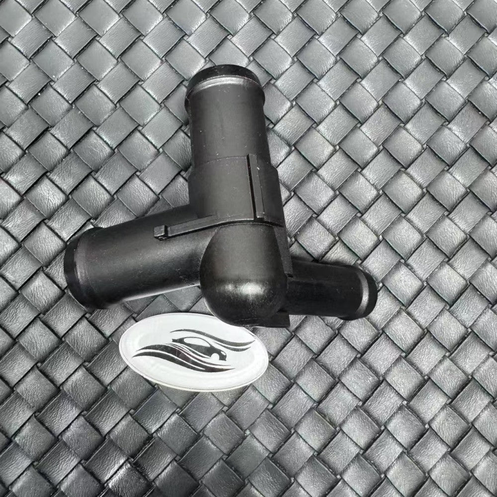 Pipe Assy-Water Rubber Black Replacement For Juke NV200 1.6L 2016 2017 2018 1pc Q