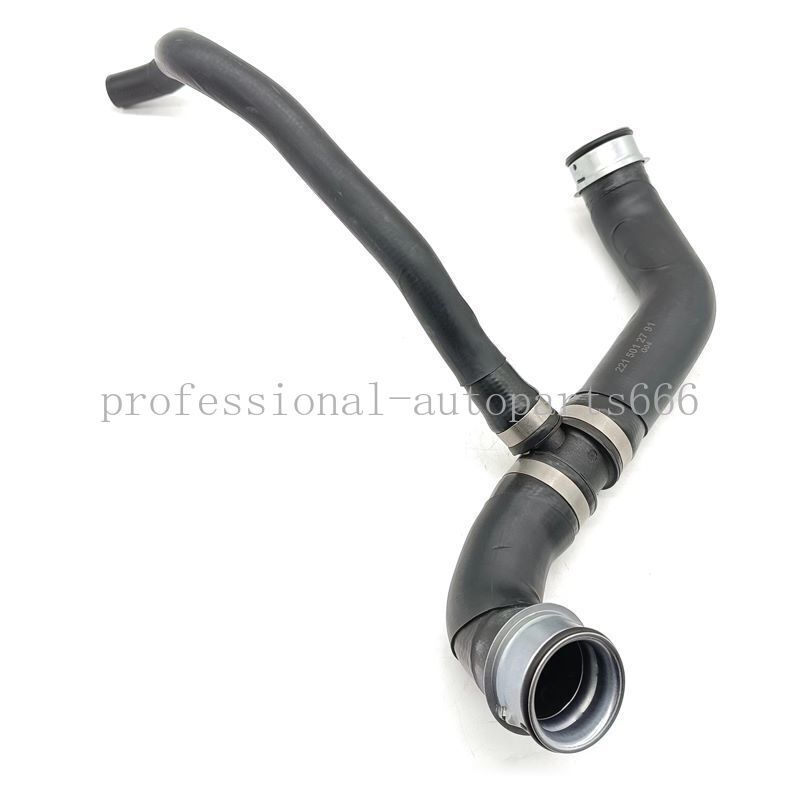 The under-radiator cooling hose is suitable for Mercedes-Benz W221 S500 S550 CL500 CL550 11-2014