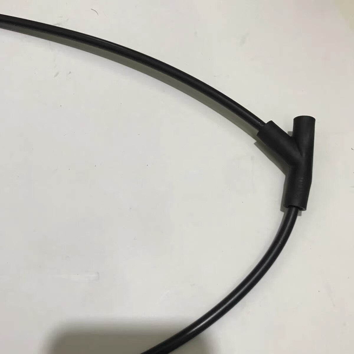 Suitable for Jeep Cherokee front windshield wiper spray hose - n